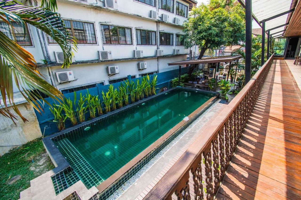 Peng Jai Hotel Chiang Mai Buitenkant foto
