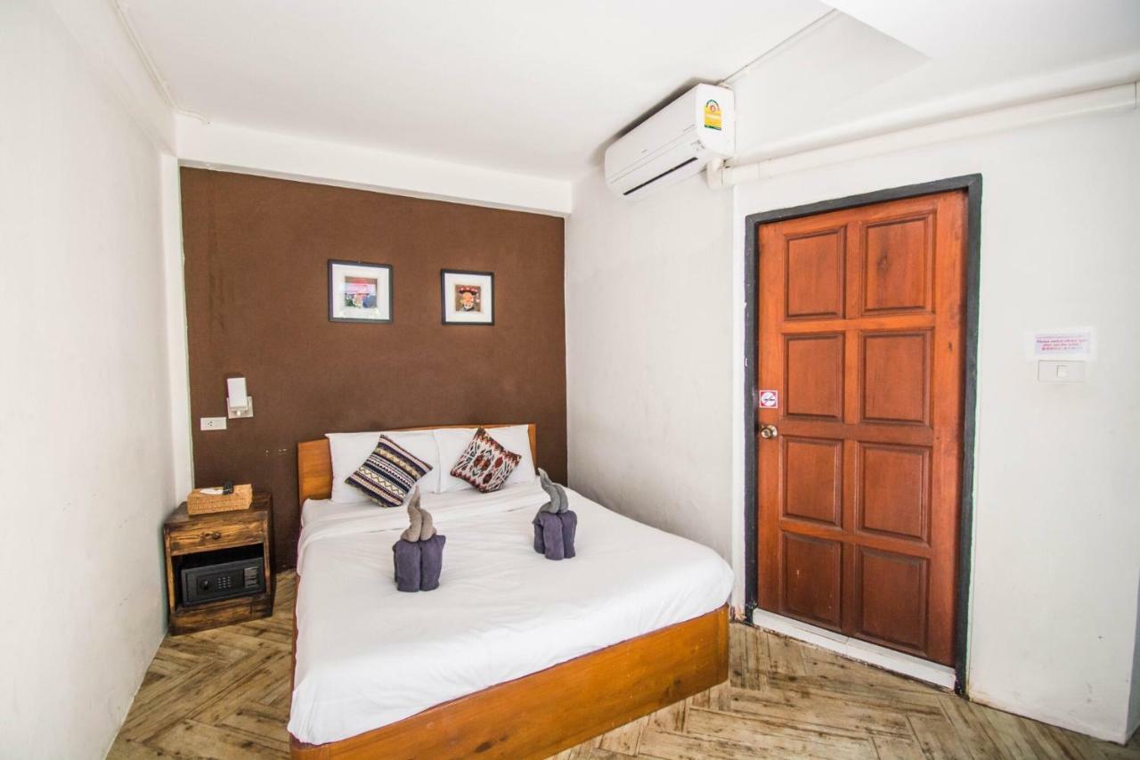 Peng Jai Hotel Chiang Mai Buitenkant foto